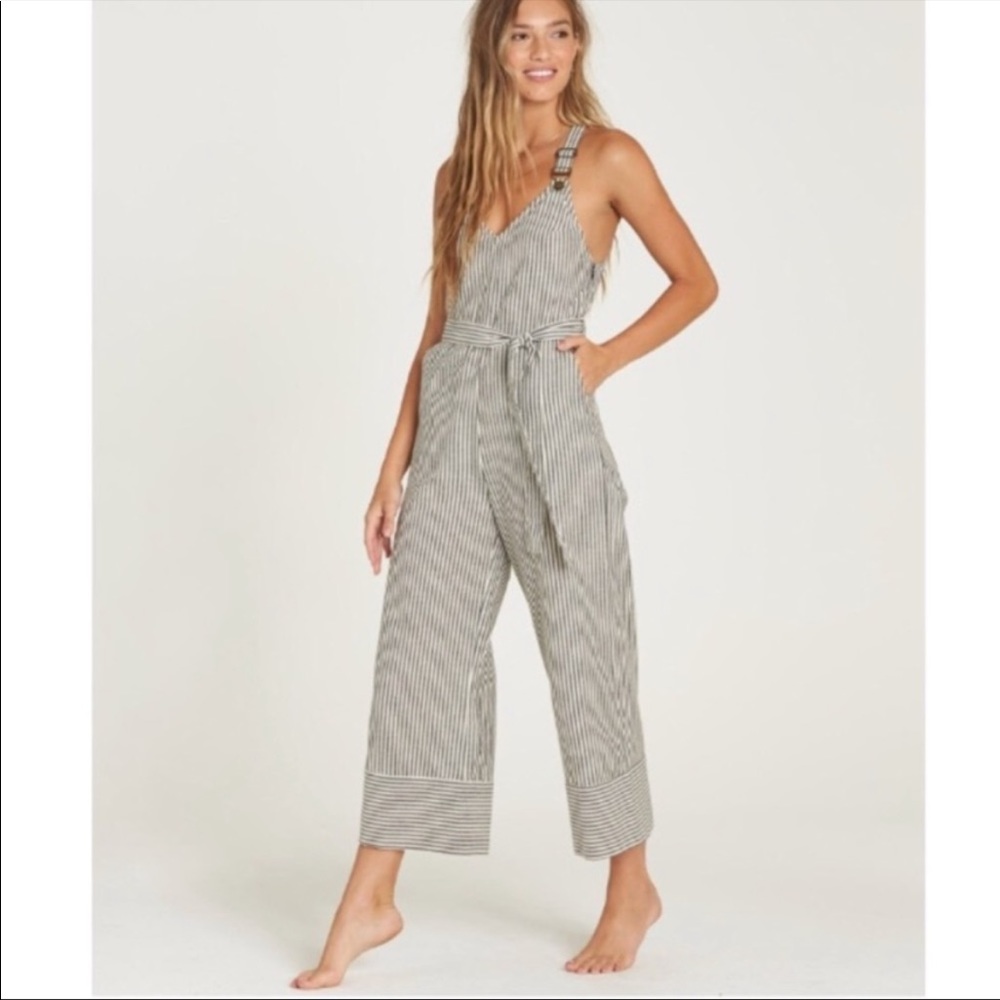Billabong Bella Day Stripe Overalls / Jumpsuit / Size Small